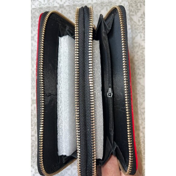 Red Patent Leather Double-Zipper Wallet Multiple Compartments & Gold Hardware - Picture 3 of 3